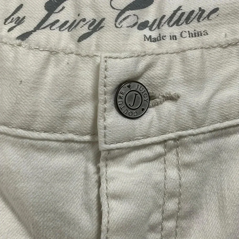 Juicy Couture White Denim Cut Off Shorts Size 27